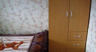 Гостиница Гостевой Дом Ким Хаус Южно-Сахалинск Двухместный номер эконом-класса с 2 отдельными кроватями-5